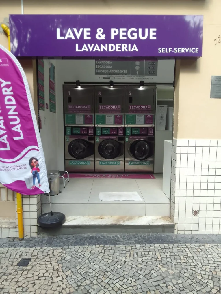 Fachada da Lave & Pegue Siqueira Campos